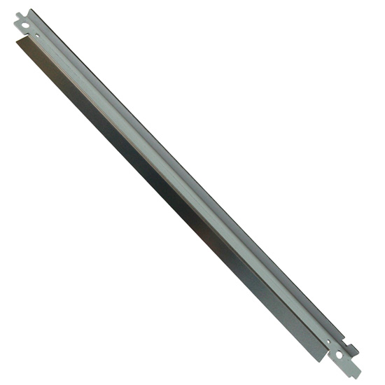 Doctor blade for use in HP CP1025