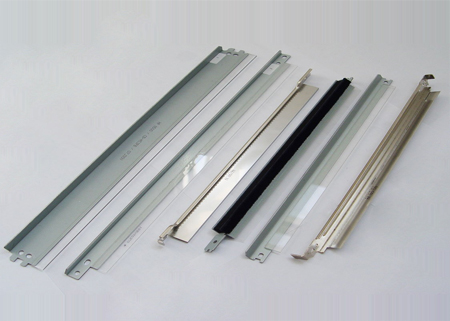 Wiper blade for use in HP LJ 2100/1500/2500/2200/2300/2400/2410/2420/(40016)2430/3005